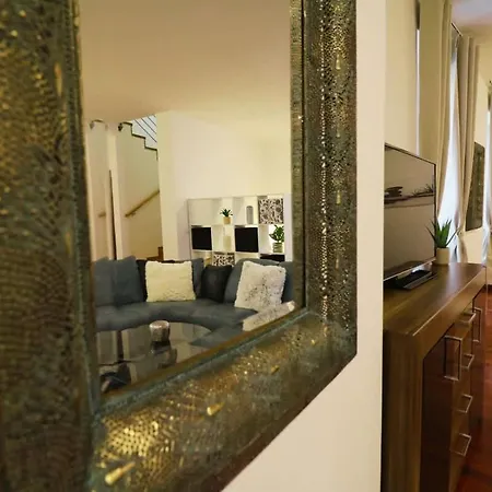 Apartmán Charming For 8 - Old Town Bratislava