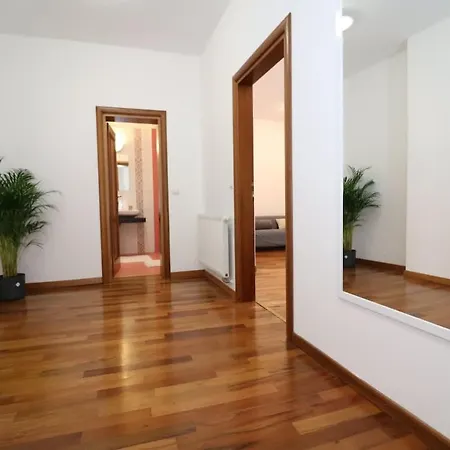 Apartmán Charming For 8 - Old Town *