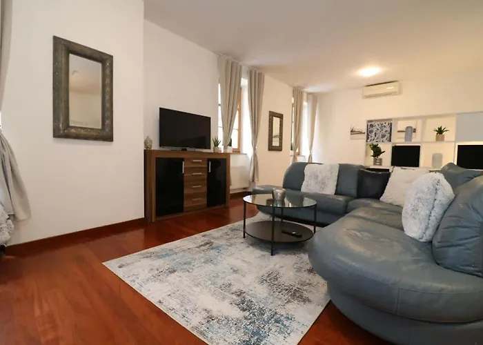 Apartamento Charming In The Heart Of *