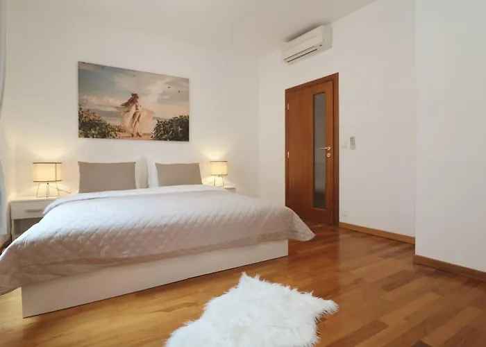 Charming In The Heart Of Apartment *