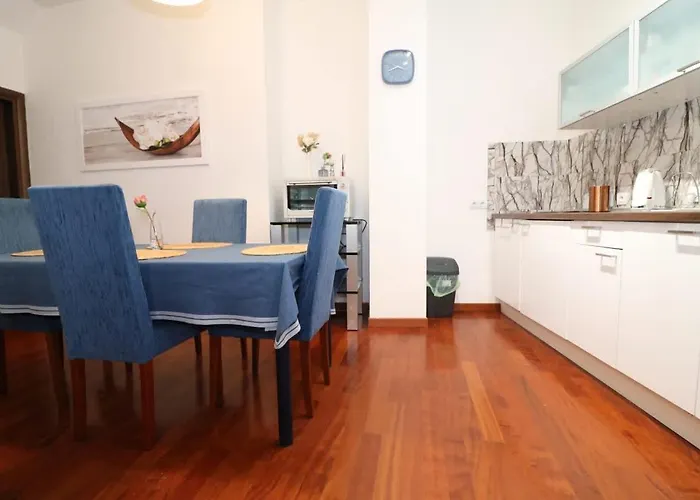 Charming In The Heart Of Apartment Pressburg